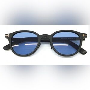 TOM FORD MATTE BLACK/ BLUE UNISEX SUNGLASSES TF977-D